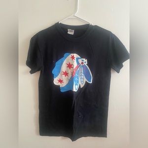 Chicago Blackhawks short sleeve t-shirt, size unisex S. Black, with 4 stars.